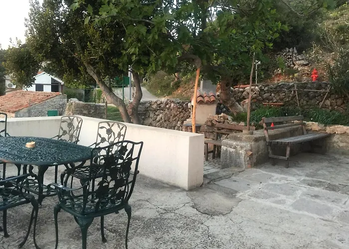 House With A Parking Space Ustrine, Cres - 22967 Ferienhaus