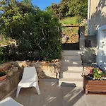 Сasa de vacaciones House With A Parking Space Ustrine, Cres - 22967 Ustrine