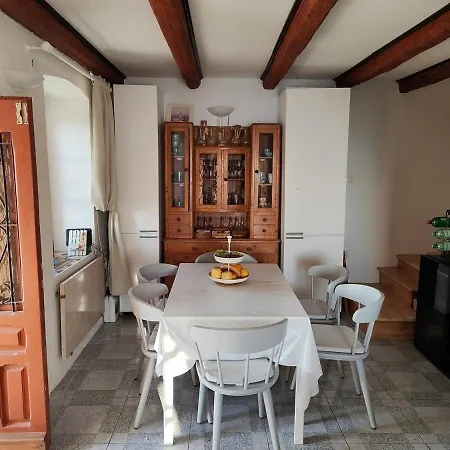 House With A Parking Space Ustrine, Cres - 22967 * Ustrine