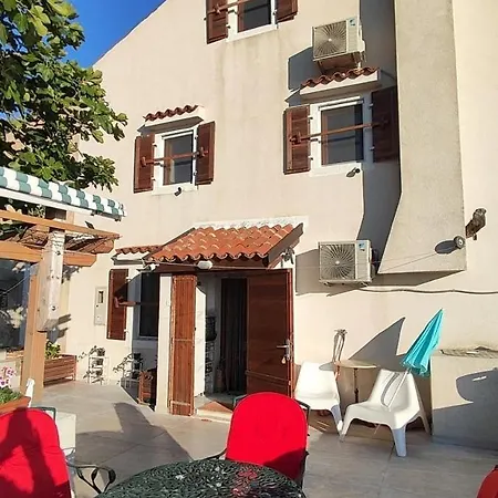 House With A Parking Space Ustrine, Cres - 22967 Σπίτι διακοπών Ustrine