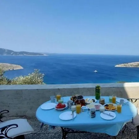 House With A Parking Space Ustrine, Cres - 22967